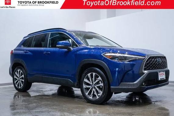 TOYOTA COROLLA CROSS 2022 7MUDAABG7NV007293 image